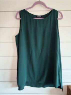 Eileen Fisher Emerald Green Silk Sleeveless Tunic Top NWT Size Medium